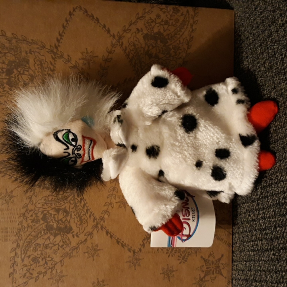 Cruella beanie from The Disney Store